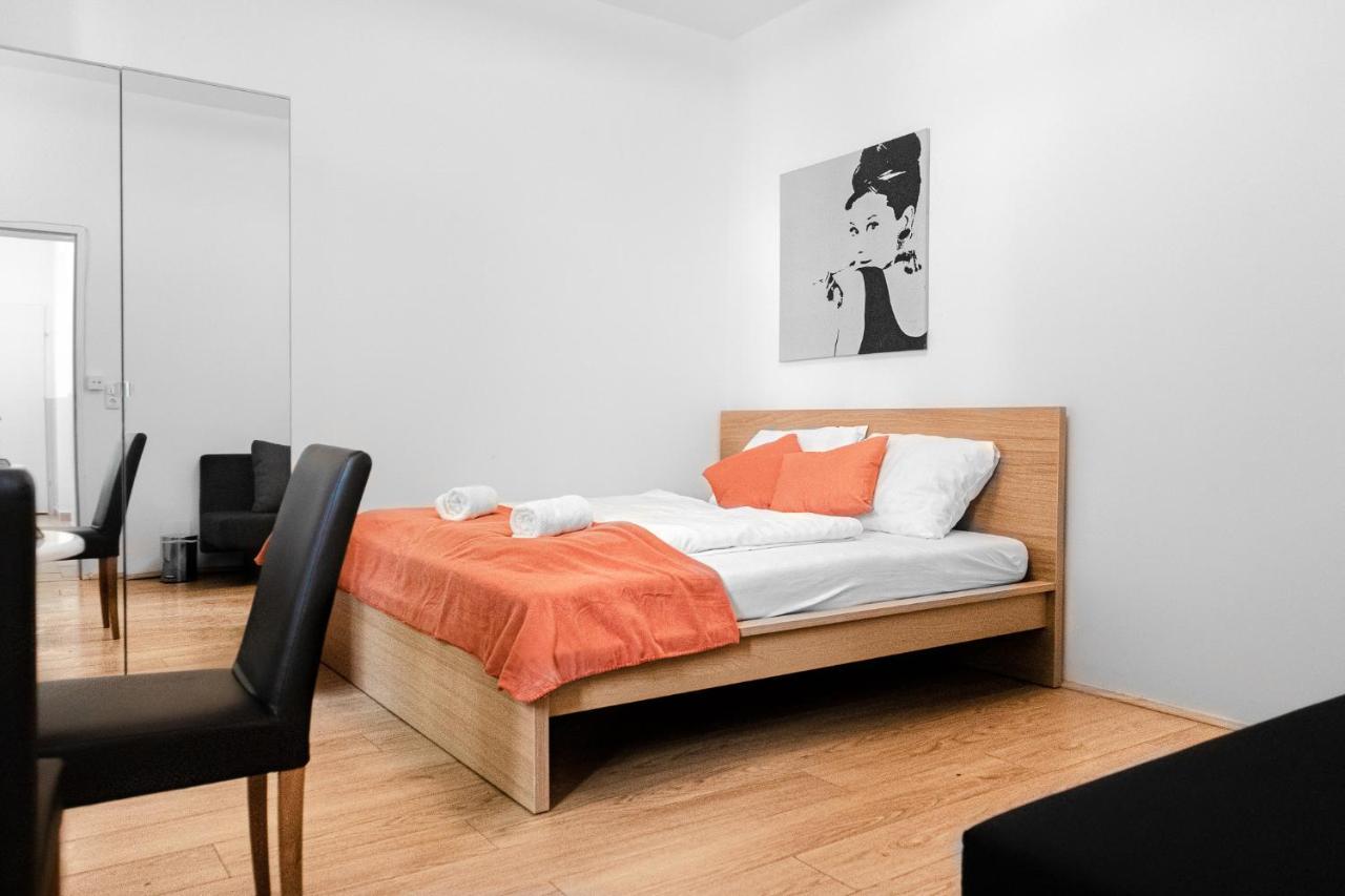 Delightful 2Br Shared Apartment - Ideal For Longstays Viena Exterior foto